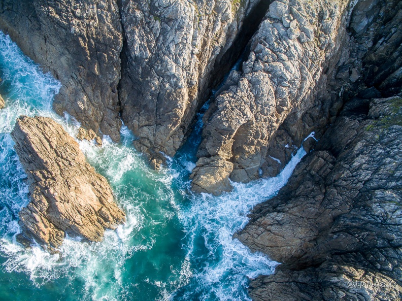 Rochers de la côte sauvage, Presqu'île de Quiberon
2016-09-21_0334_3 flickr-Papilli-30159083595.jpg